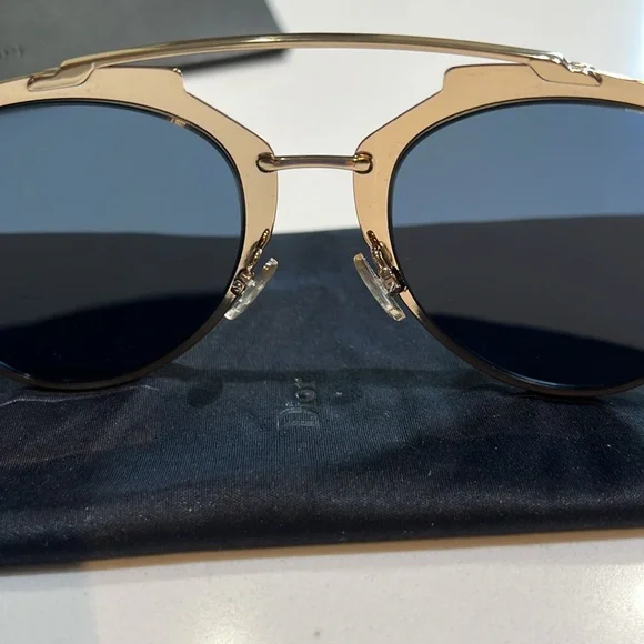 Dior
Dior Blue So Real Round Sunglasses NEW - Picture 9 of 10